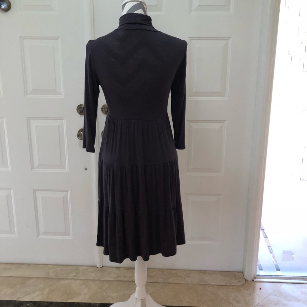 DRESS - Picture 3 of 7